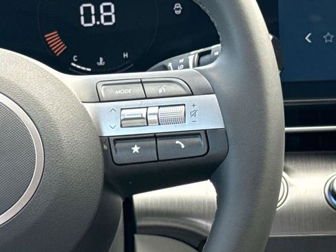 Used 2024 Hyundai Kona SEL FWD image 16