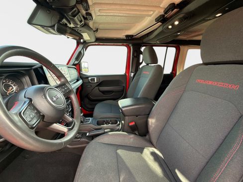 Used 2024 Jeep Wrangler Unlimited Rubicon image 21