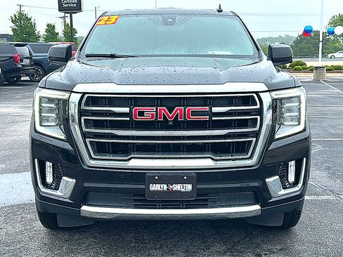 Used 2023 GMC Yukon SLT w/ SLT Premium Package AWD/4WD image 11