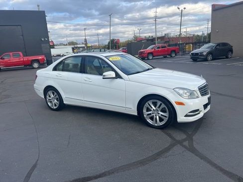 Used 2013 Mercedes-Benz C 300 C 300 image 2