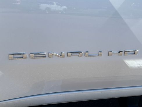 Used 2023 GMC Sierra 2500 Denali w/ Denali Ultimate Package image 28