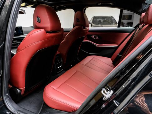 Used 2025 BMW 330i xDrive Sedan w/ Convenience Package image 42