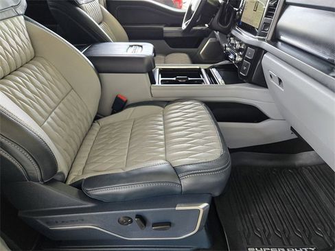 Used 2024 Ford F250 Limited image 14