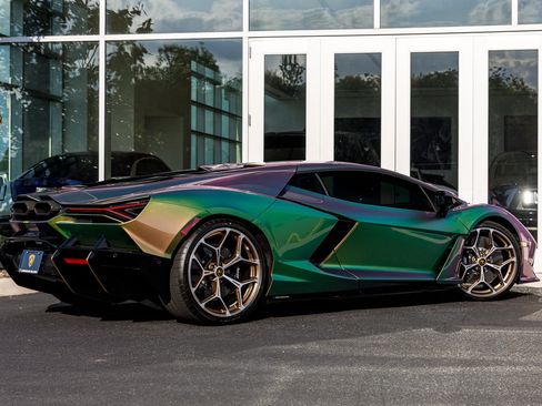Used 2024 Lamborghini Revuelto AWD/4WD image 38