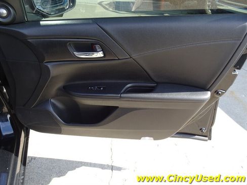 Used 2013 Honda Accord EX-L image 30