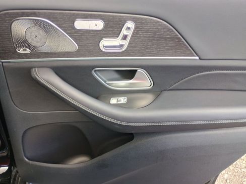 Certified 2023 Mercedes-Benz GLS 580 4MATIC image 21