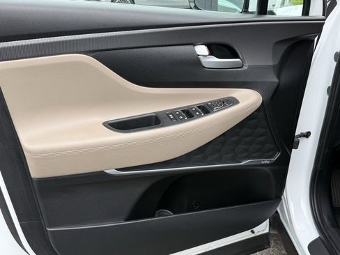 Used 2019 Hyundai Santa Fe SEL image 20