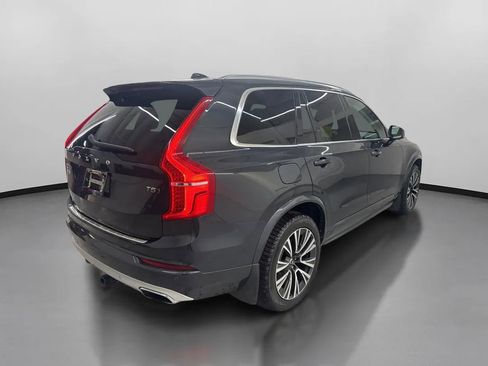 Used 2021 Volvo XC90 T5 Momentum w/ Protection Package image 10