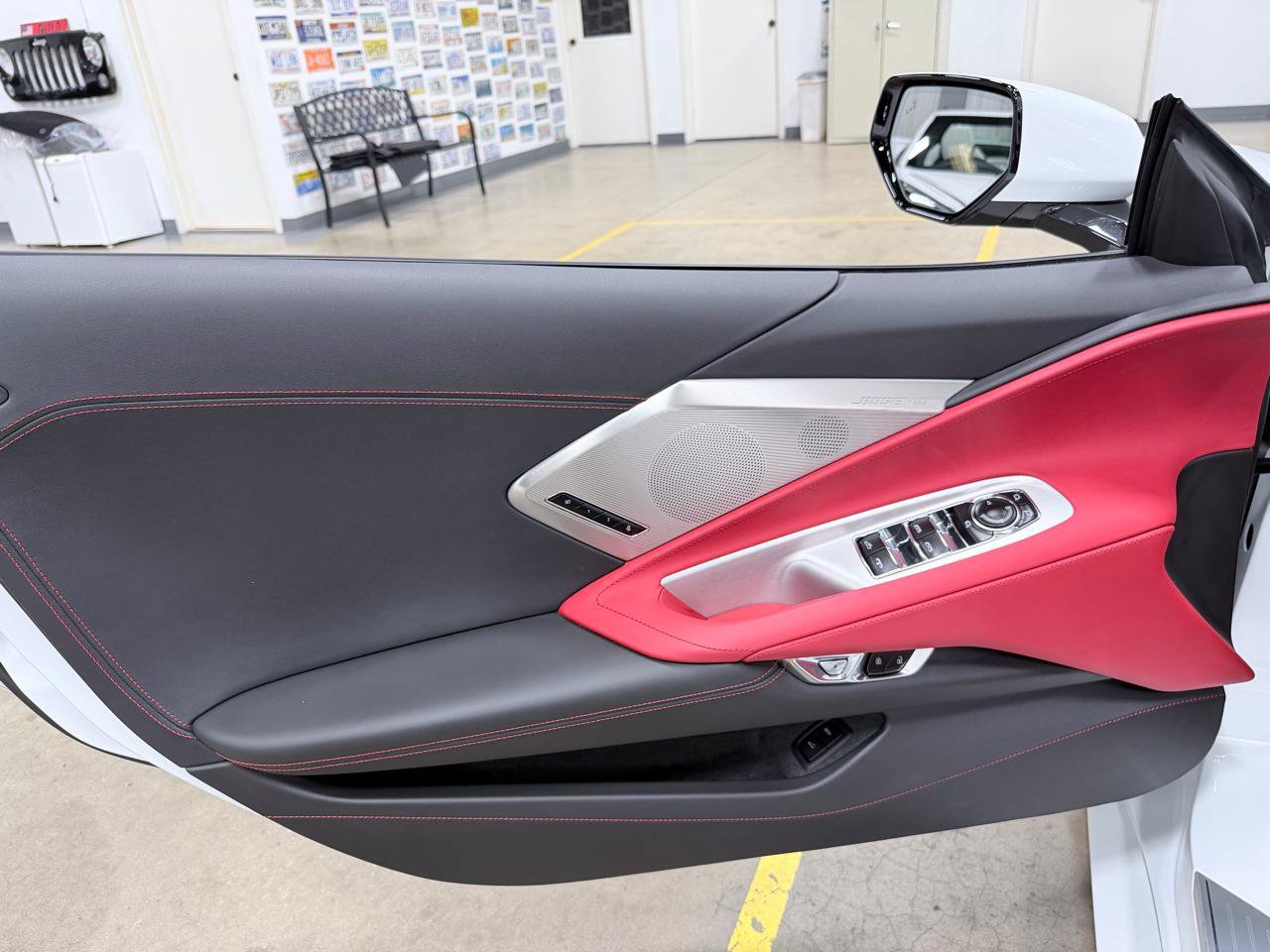 Used 2023 Chevrolet Corvette Stingray Preferred Conv w/ Battery Protection Package RWD image 30