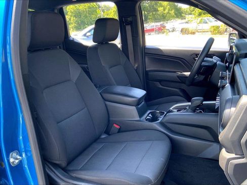 Used 2024 Chevrolet Colorado Trail Boss w/ Advanced Trailering Package AWD/4WD image 7