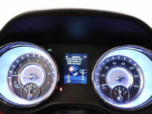 Used 2013 Chrysler 300 w/ Driver Convenience Group RWD image 4