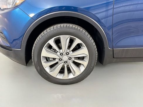 Used 2019 Buick Encore Preferred image 28