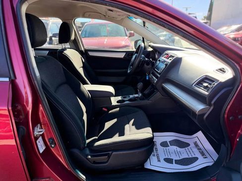 Used 2019 Subaru Outback 2.5i image 32