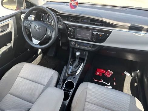 Used 2014 Toyota Corolla LE FWD image 7