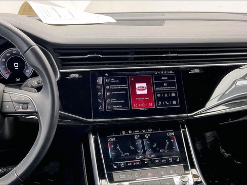 Used 2024 Audi Q8 Premium Plus AWD/4WD image 5