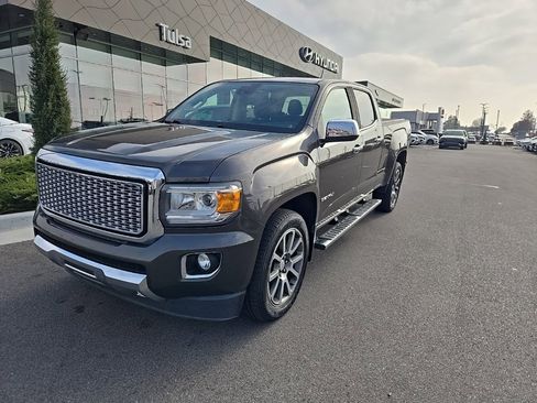 Used 2019 GMC Canyon Denali image 1