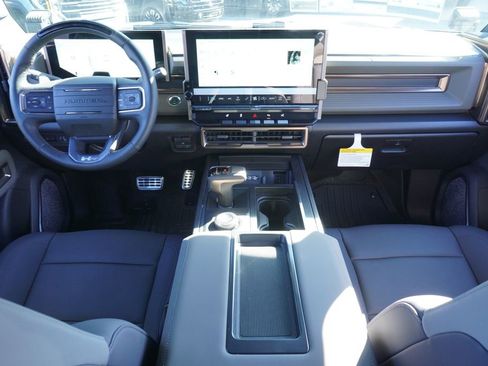 New 2025 GMC Hummer EV 3X w/ LPO, Illumination Package image 11