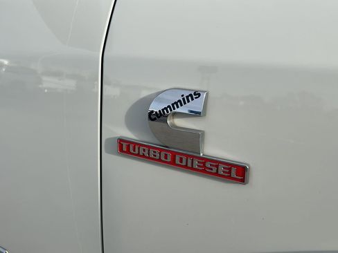 Used 2019 RAM 2500 Laramie image 5