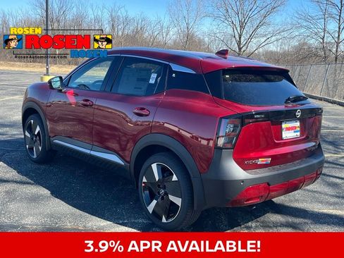 New 2025 Nissan Kicks SR image 3