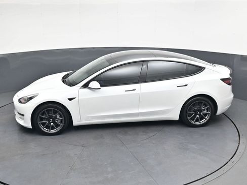 Used 2022 Tesla Model 3 Long Range AWD/4WD image 24