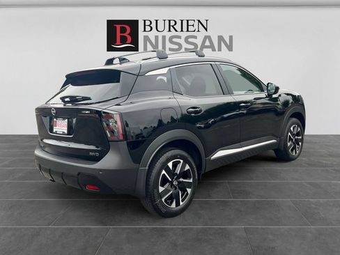 New 2026 Nissan Kicks SV w/ Cold Weather Package AWD/4WD image 5