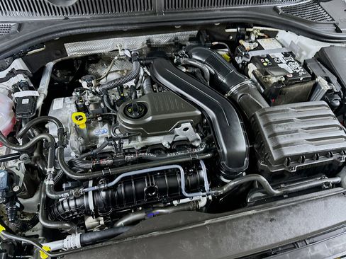 Used 2025 Volkswagen Jetta S image 31