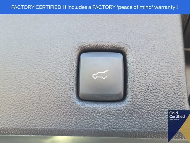 Certified 2025 Ford Escape Platinum AWD/4WD image 18