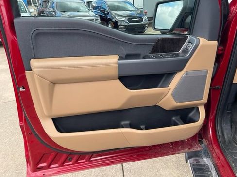 Used 2022 Ford F150 Lariat w/ Equipment Group 502A High AWD/4WD image 22