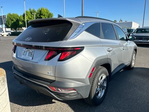 Used 2024 Hyundai Tucson SEL FWD image 5