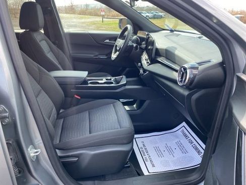 Used 2026 Chevrolet Equinox LT image 24