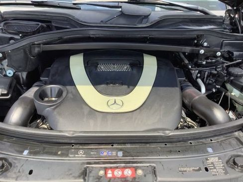 Used 2012 Mercedes-Benz GL 450 4MATIC image 16