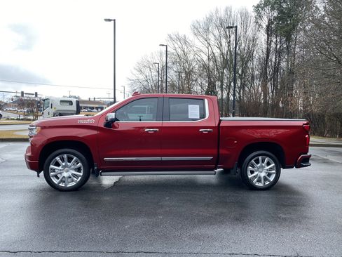 Used 2022 Chevrolet Silverado 1500 High Country w/ High Country Premium Package image 6