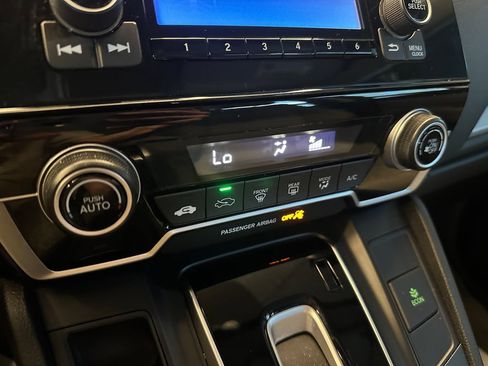 Used 2017 Honda CR-V LX image 14