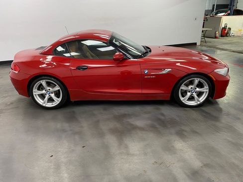 Used 2015 BMW Z4 sDrive28i image 16