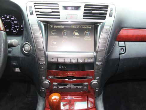 Used 2007 Lexus LS 460 Luxury image 16