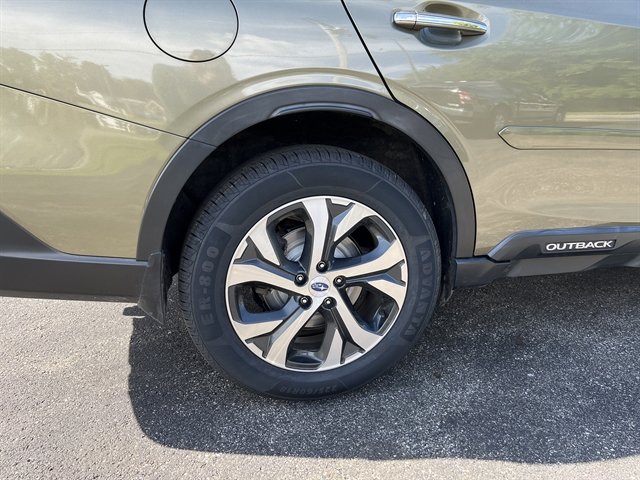 Used 2020 Subaru Outback Touring AWD/4WD image 8