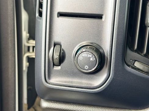 Used 2019 GMC Sierra 1500 Limited w/ Sierra Convenience Package AWD/4WD image 12