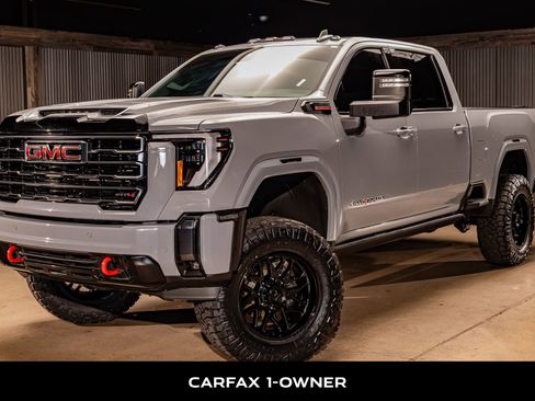 Used 2024 GMC Sierra 2500 AT4 w/ AT4 Preferred Package image 5