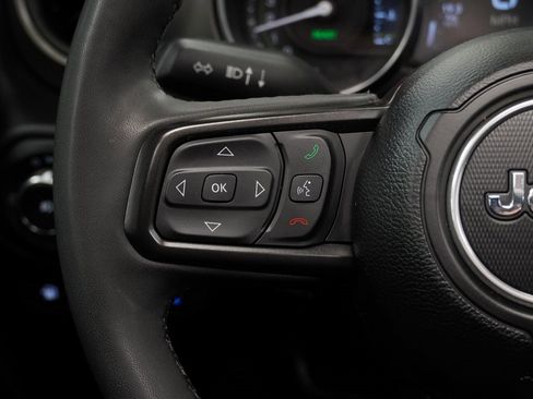 Certified 2023 Jeep Wrangler Willys 4xe w/ Sun & Screen Package image 41