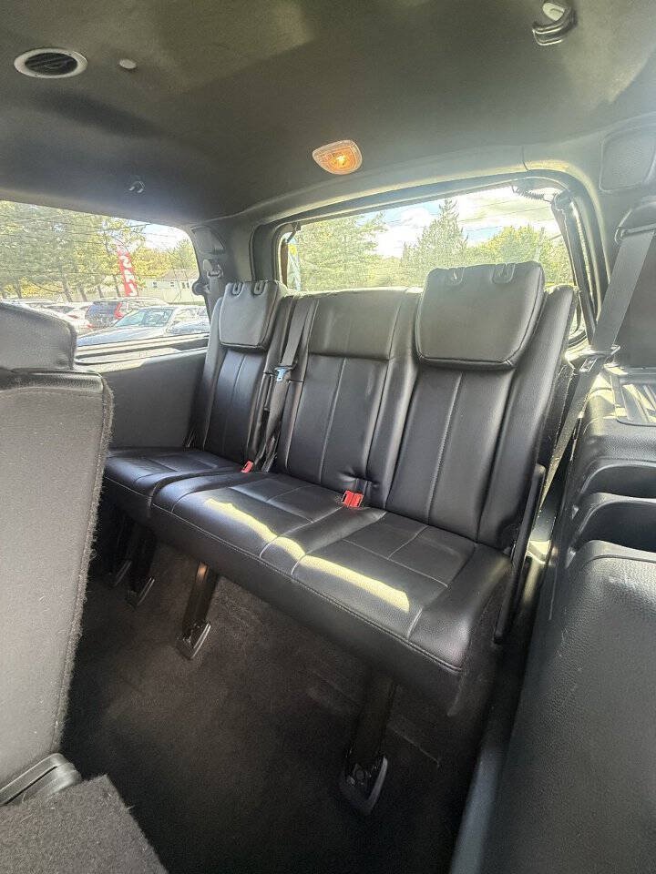 Used 2016 Ford Expedition Limited AWD/4WD image 19