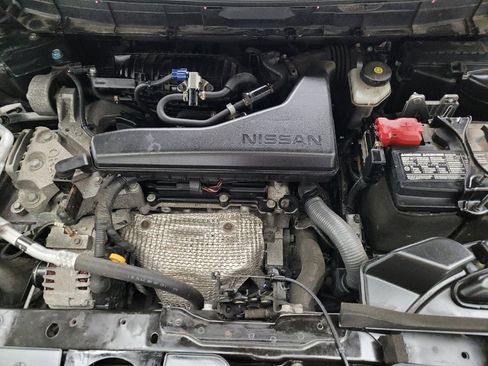 Used 2019 Nissan Rogue S image 30