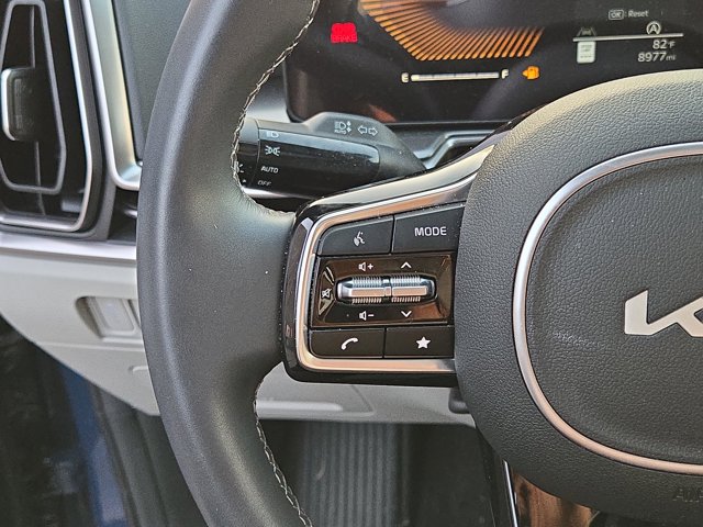 Used 2025 Kia Sorento S w/ Panoramic Sunroof Package FWD image 21