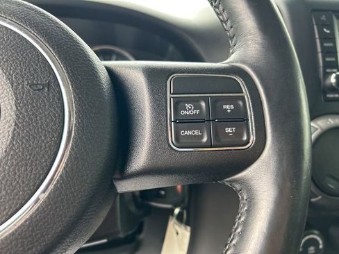 Used 2017 Jeep Wrangler Unlimited Sport w/ Quick Order Package 24S AWD/4WD image 17