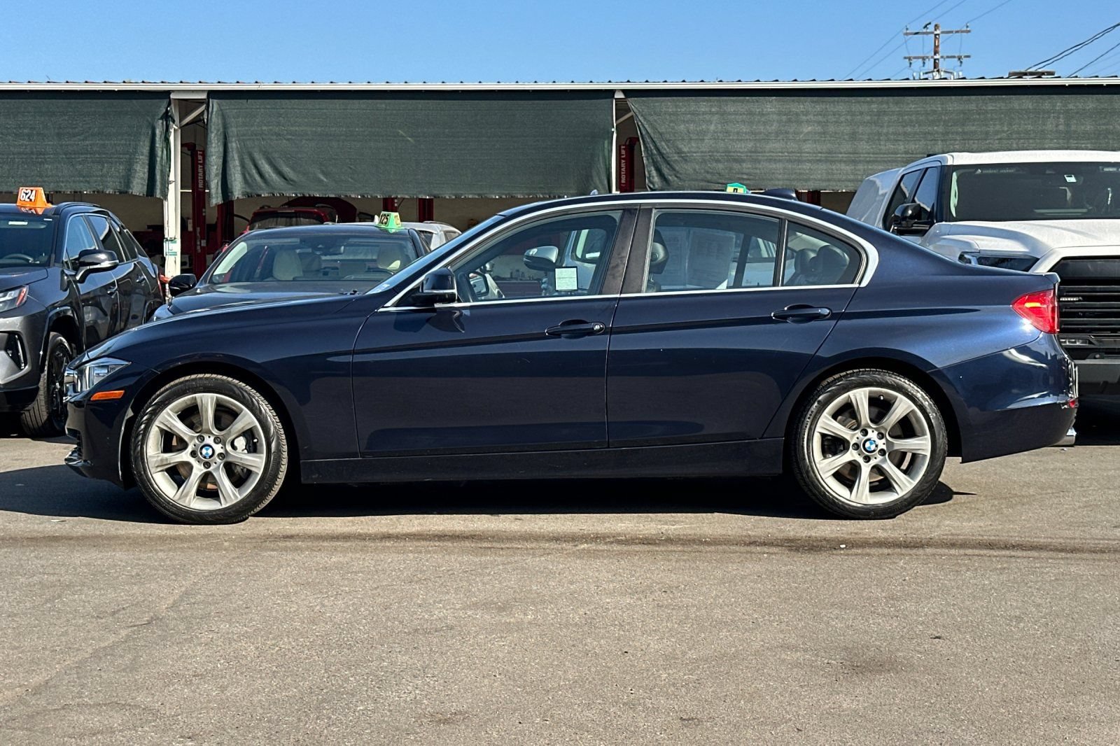 Used 2015 BMW 335i xDrive Sedan AWD/4WD image 7