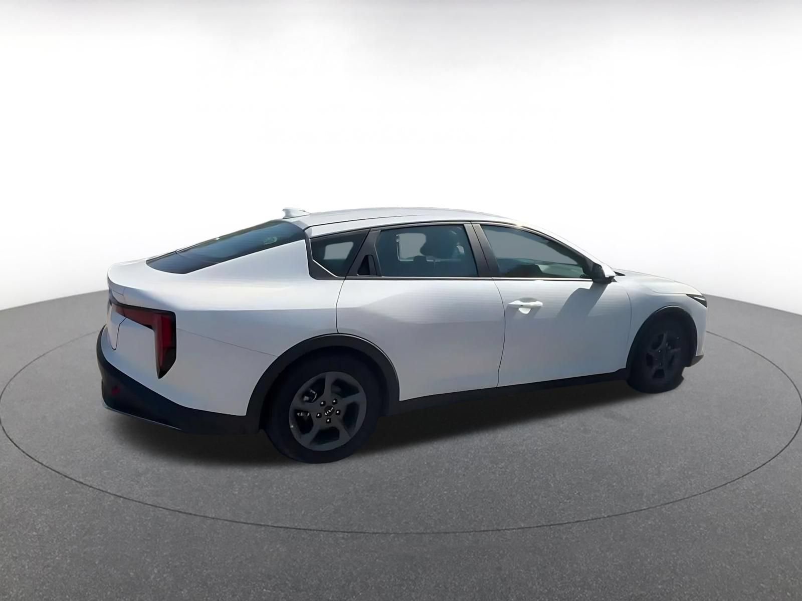 Used 2025 Kia K4 FWD image 14