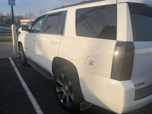 Used 2018 Chevrolet Tahoe LT image 2