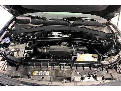 Used 2025 Ford Explorer ST image 12