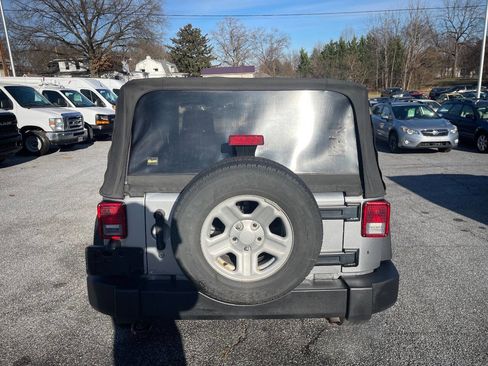 Used 2013 Jeep Wrangler Sport w/ Connectivity Group image 5