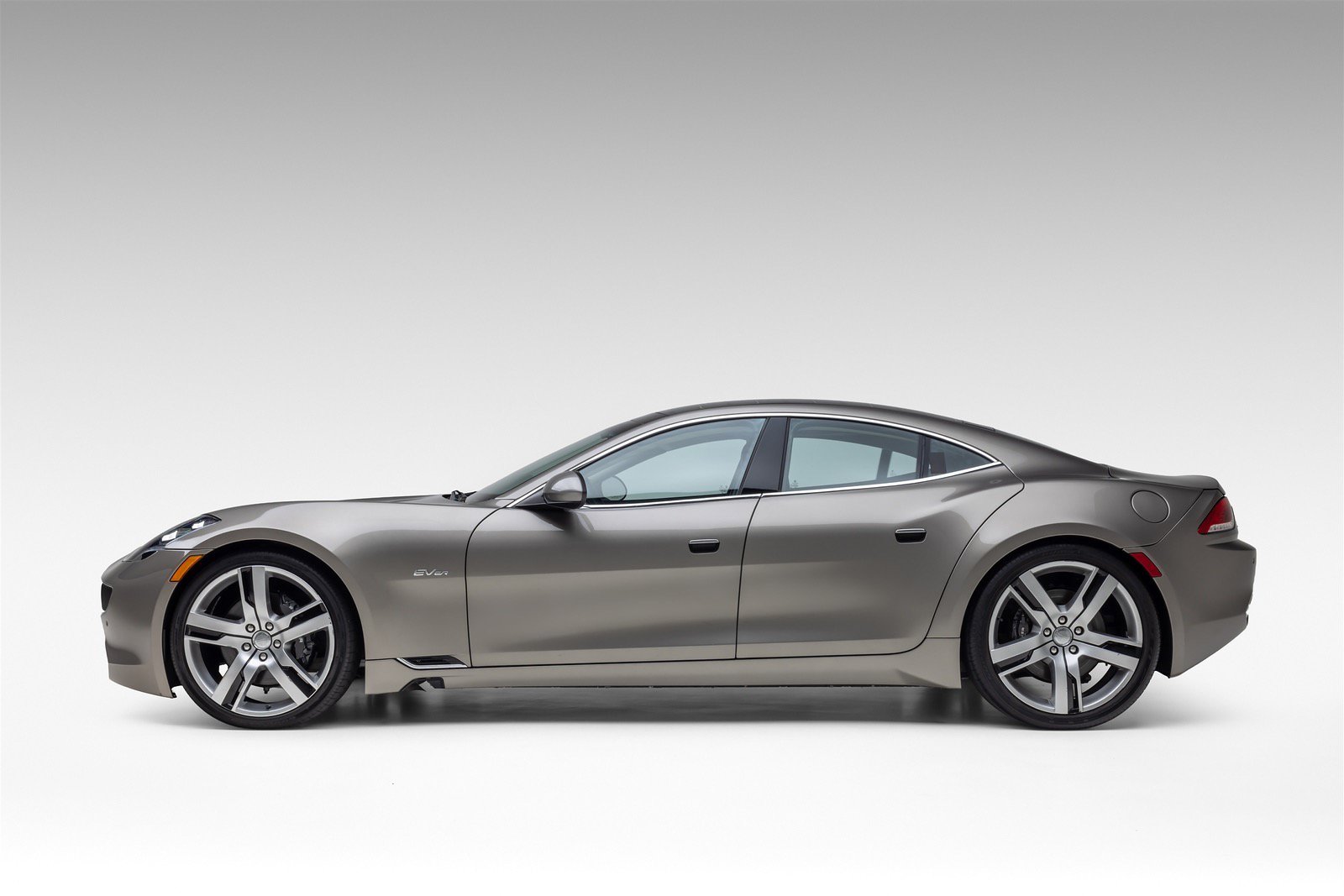 Used 2012 Fisker Karma EcoSport RWD image 3