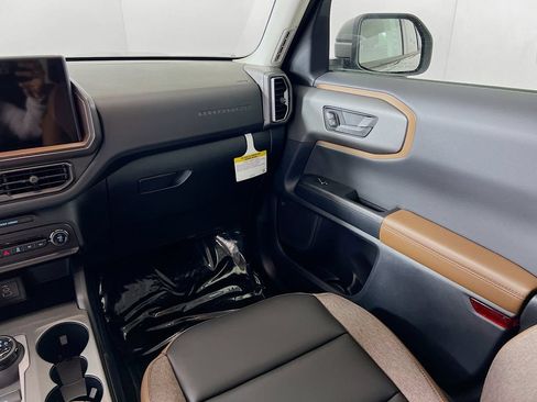 New 2026 Ford Bronco Sport Outer Banks w/ Outer Banks Tech Package+ AWD/4WD image 28